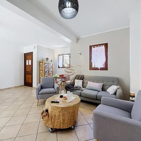 Escapade Carpeaux Maison Familiale Fréjus